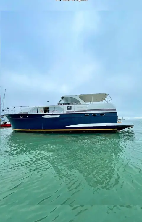 Yate Portofino navegando